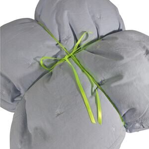 GORGEOUS BLUE CHAMBRAY QUILTED/TUCKED OVERFILLED & FLUFFY COMFORTER! SZ KING